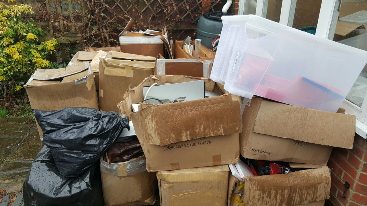 Rubbish Collectors in SW1